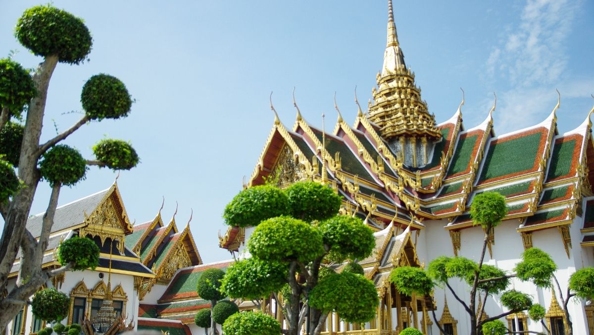 ไหว้พระ วัด ไทย sawadd